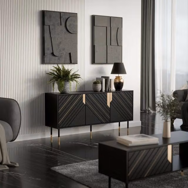 Madia da salotto DMORA Cossogno con ante geometriche, Nero e Oro, L: 154 cm, P: 40 cm, H: 72 cm