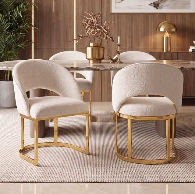 Set 4 sedie da pranzo in bouclé beige con gambe dorate