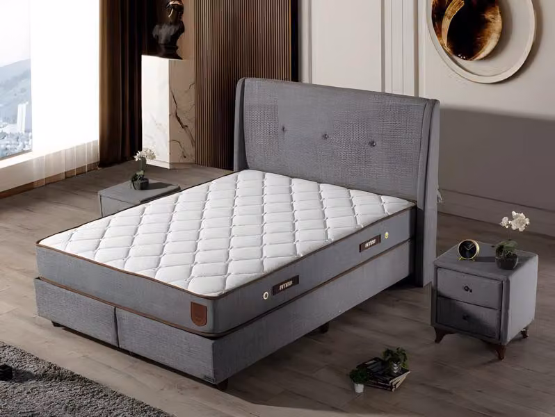 Modernes Bettgestell Hochwertiges Metall mit elegantem Design und Kopfteil