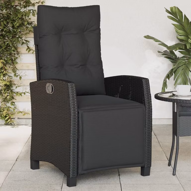 Sedia reclinabile da giardino con poggiapiedi vidaXL in rattan e metallo nera