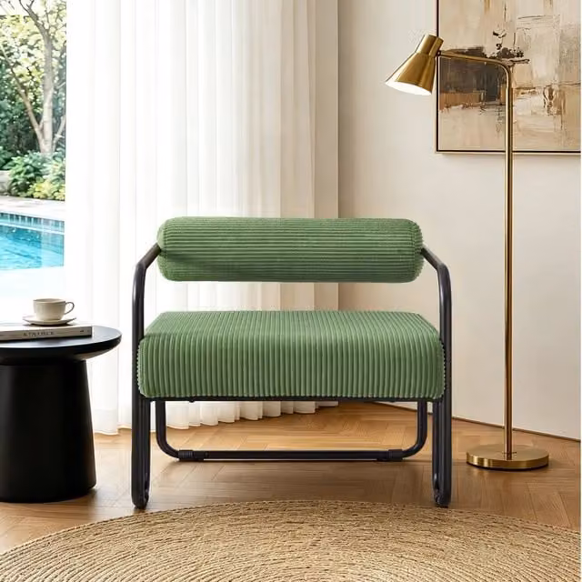Poltrona lounge compatta OKWISH in velluto a coste verde con schienale cilindrico e struttura in metallo nero L: 70.5 cm, P: 68.5 cm, H: 73 cm