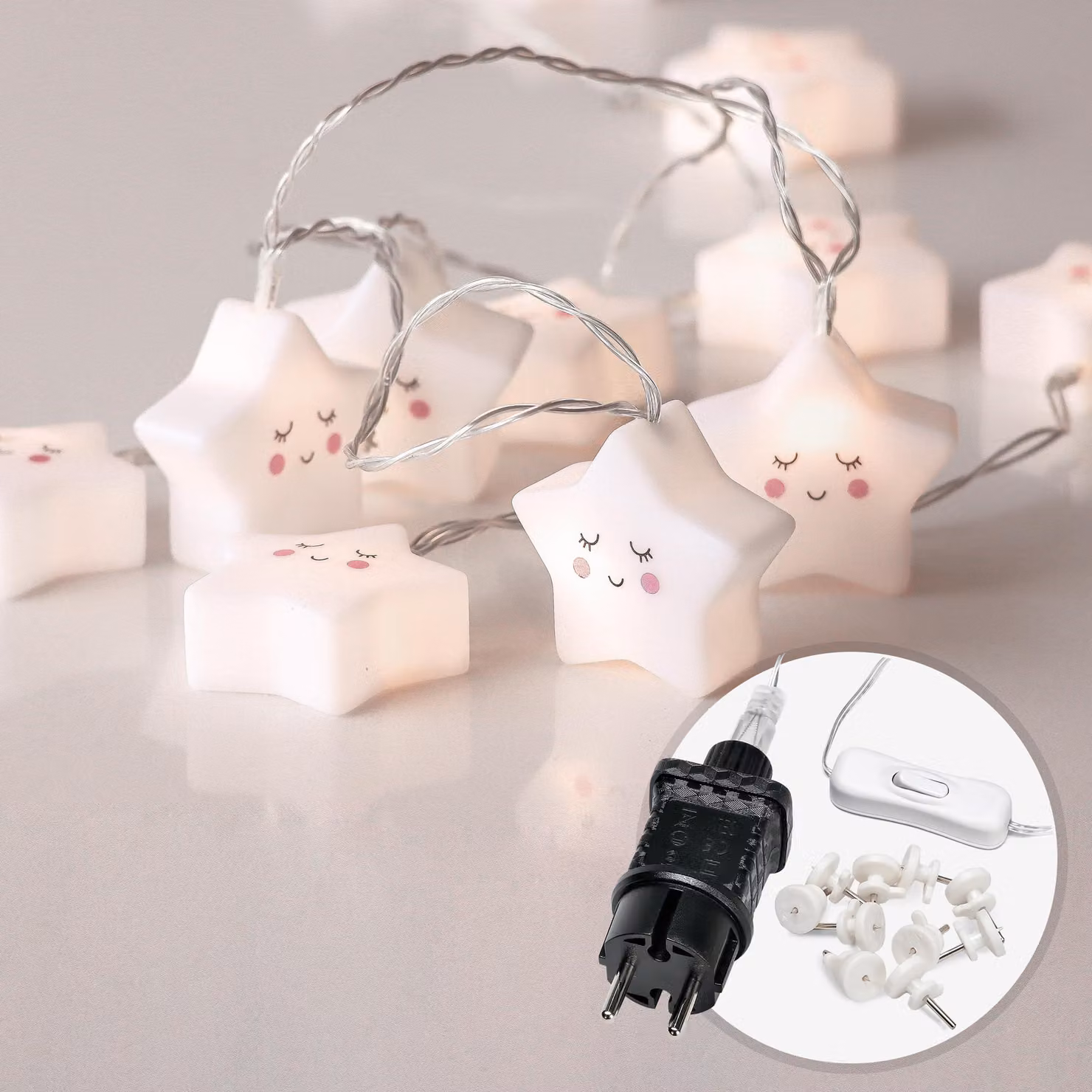 Catena luminosa con 20 LED a forma di stella, lunghezza 6 metri, luce bianca calda, con spina, ideale per la cameretta dei bambini