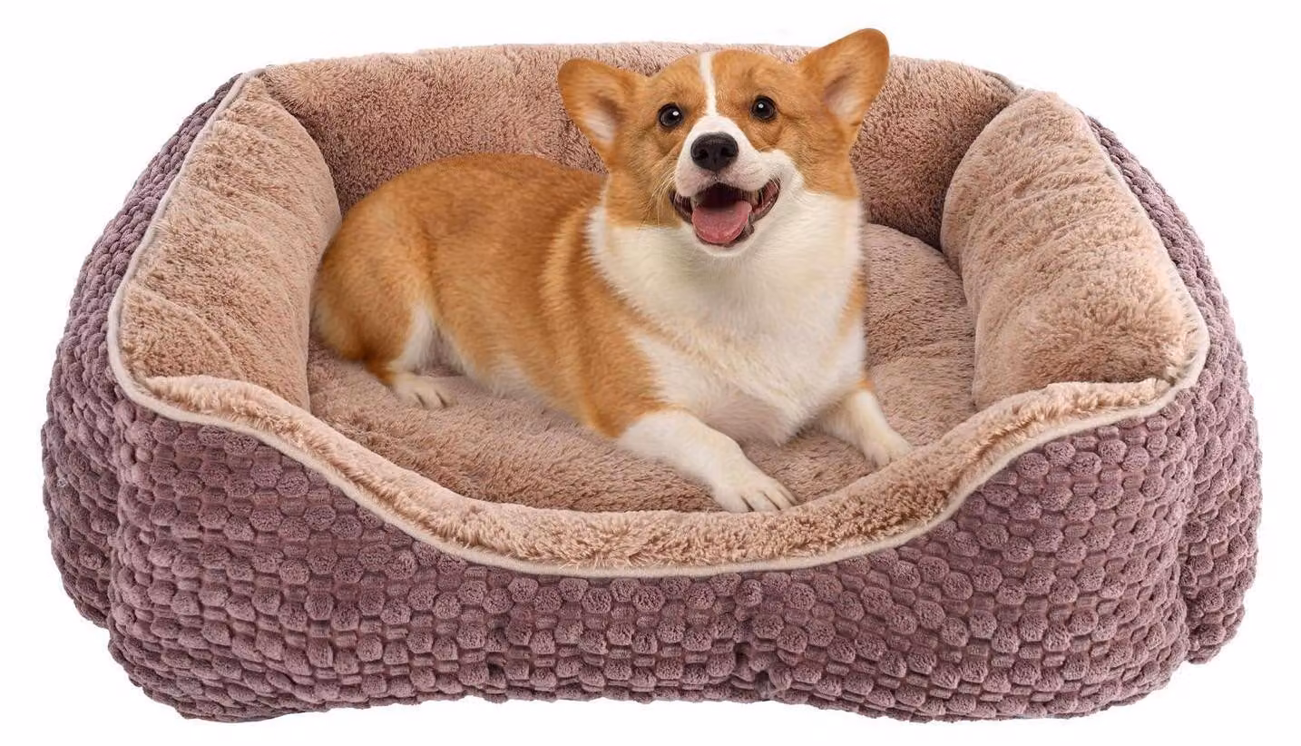 Cuccia per cani in peluche, colore marrone medio, dimensioni 63 x 53 x 21 cm. Lavabile in lavatrice. Realizzata in cotone PP antiscivolo