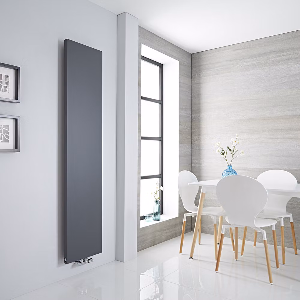 Radiatore Verticale Antracite 1820x400mm 660W Slim Salvaspazio Rubi - Hudson Reed