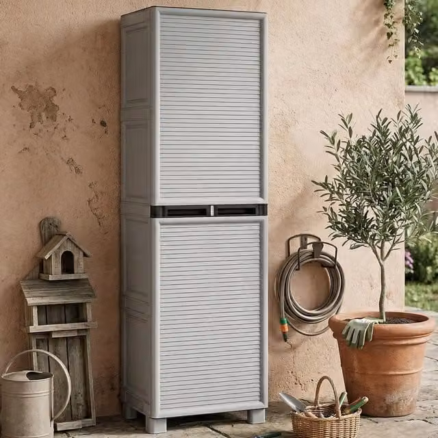 Armadio da esterno DMORA in polipropilene con 1 anta e 2 ripiani, Grigio chiaro, L: 50 cm, P: 39 cm, H: 172 cm