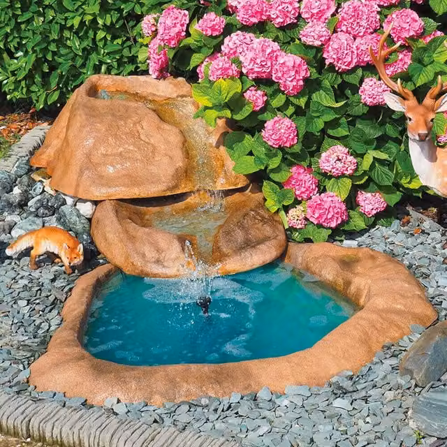 Cascata Artificiale da Giardino GIORDANOSHOP in Vetroresina Marrone con Pompa L: 290 cm, P: 160 cm