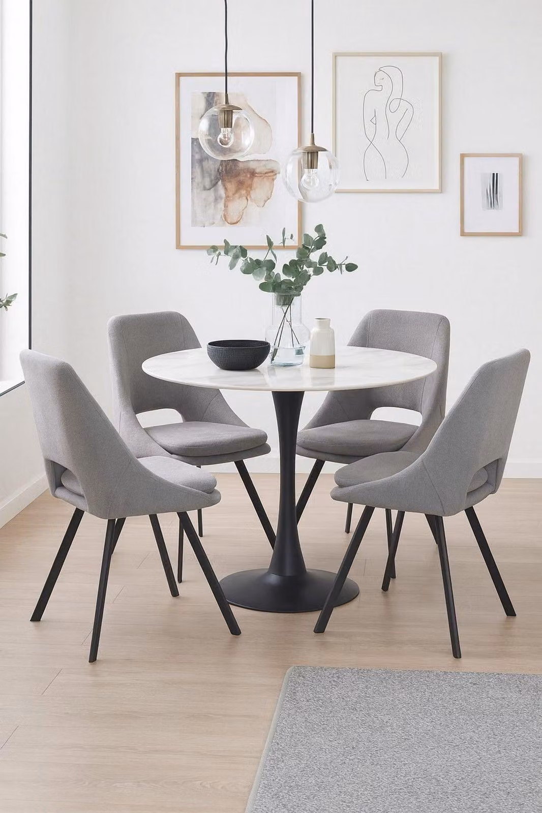gruppo tavolo da 5 pezzi composto da tavolo da pranzo e 4 sedie