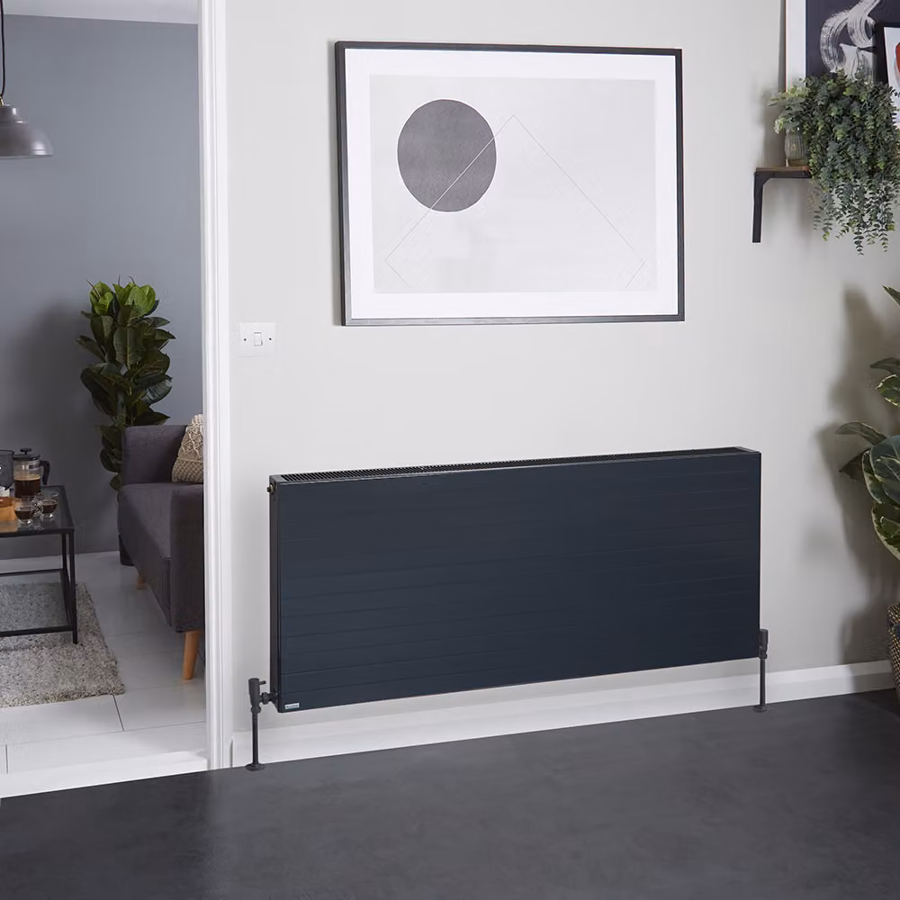 Radiatore Convettore Orizzontale a Pannello Doppio - Antracite - 600 x 1400mm - Stelrad Vita Deco di Hudson Reed