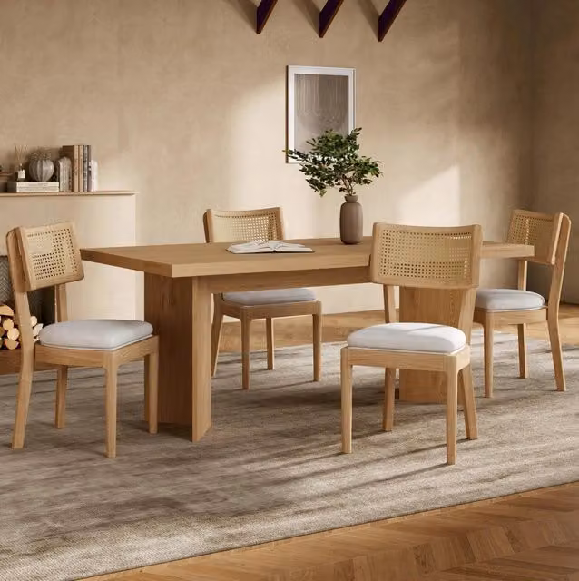 Set di 4 sedie da pranzo in legno massello con rattan