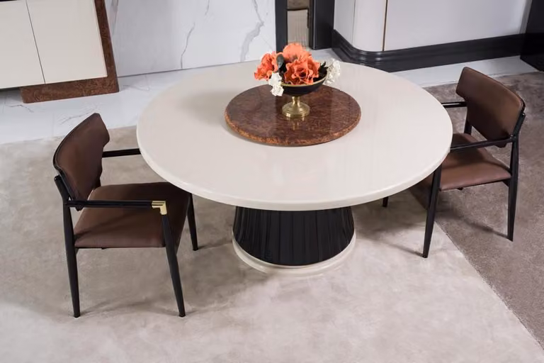 Tavolo da pranzo in legno – Ideale per un design moderno e accogliente della sala da pranzo.