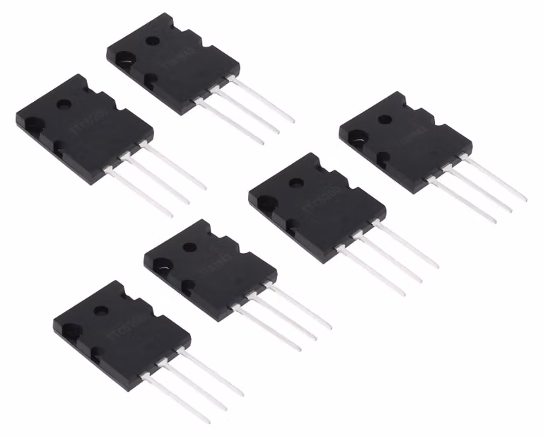 6 transistor TTC5200 + TTA1943, con package TO3P, tensione 230V, corrente 15A, potenza 150W