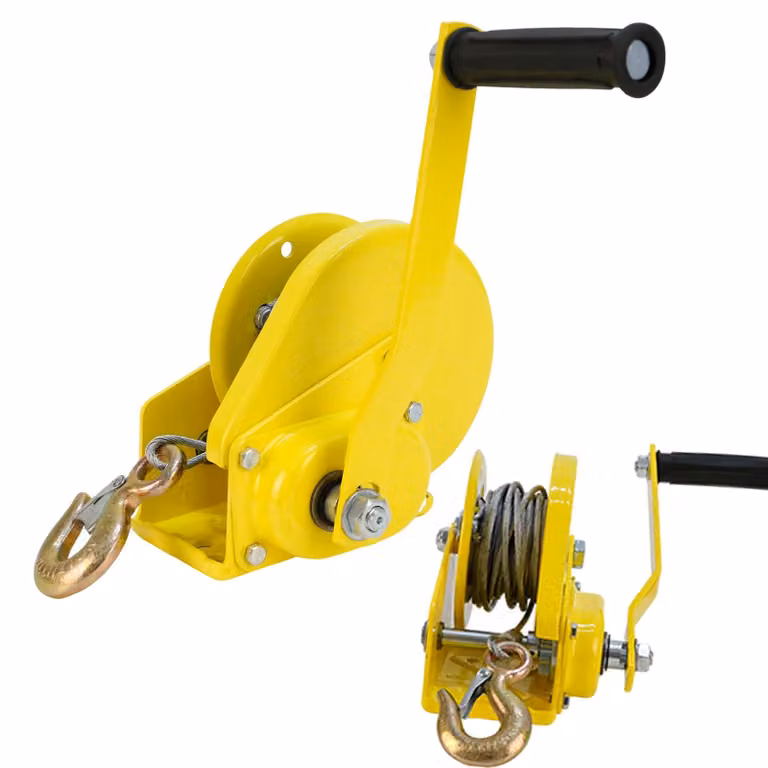 Capacità di sollevamento: 545 kg. Gru automatica con portata di 10 metri