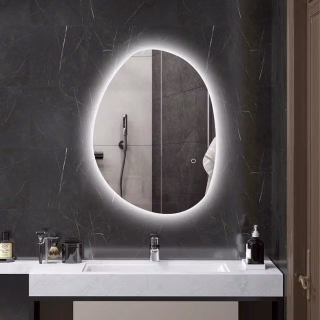 Specchio da bagno asimmetrico WISHDOR con luce LED e comando touch, argento, L: 70 cm, H: 50 cm – 1