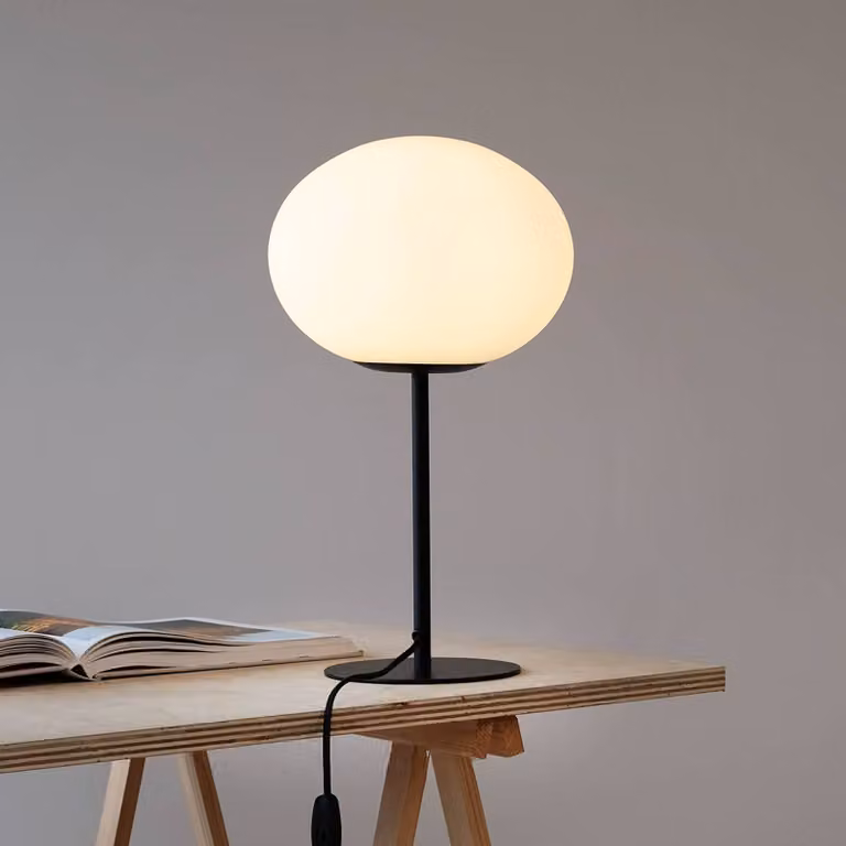 Dyberg Larsen Lampada da tavolo Princess, Nero, Soggiorno / Sala da pranzo, Metallo, Design, Lampada da tavolo