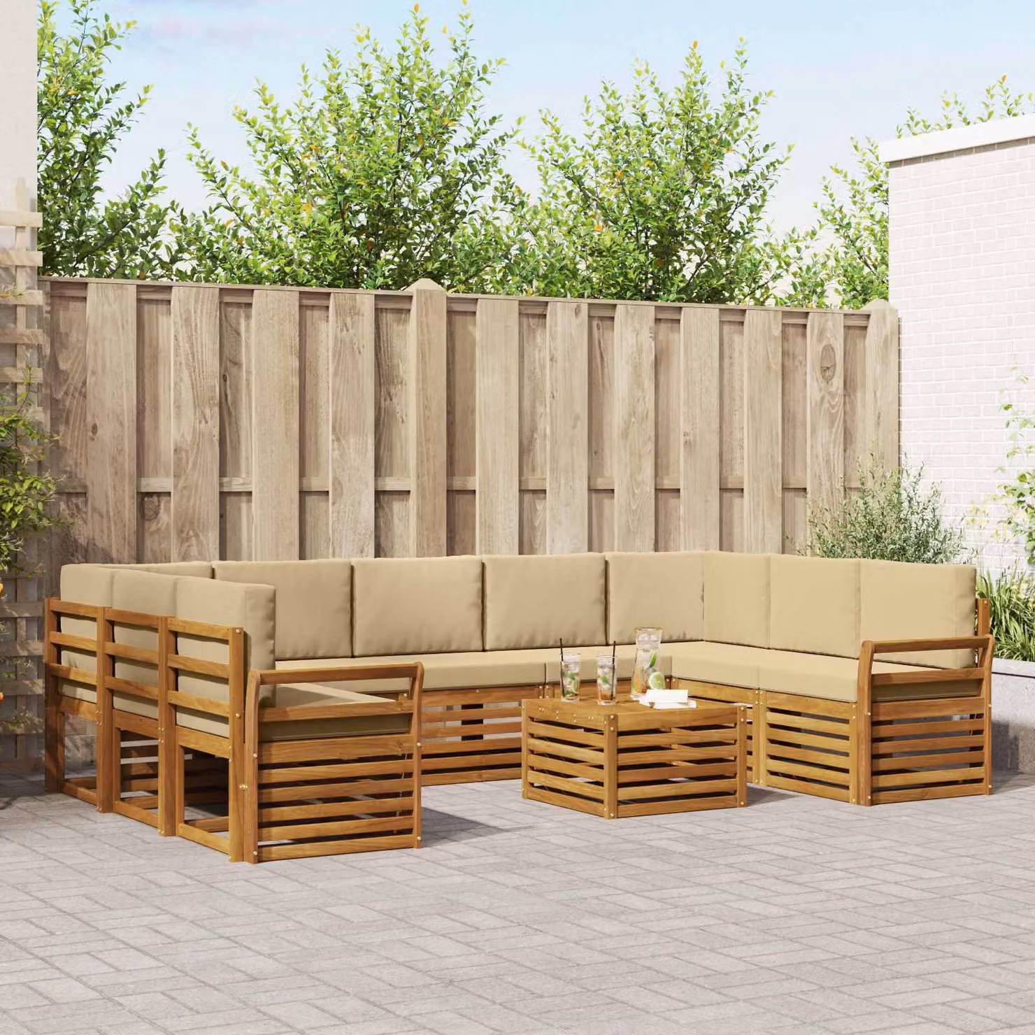 Set di divani da esterno vidaXL a forma di U in legno di acacia con tavolo da caffè e cuscini, colore marrone e beige