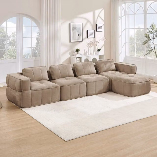 Divano modulare a L 4 posti 344x162x67 cm con pouf senza struttura in poliestere sabbia