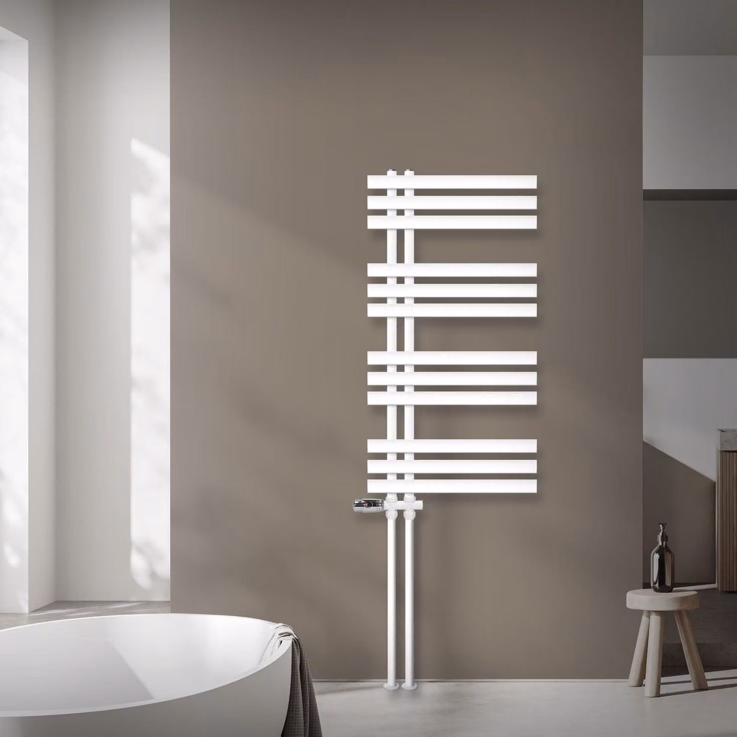 Radiatore da bagno LuxeBath Design, 500x1000 mm, bianco, set di collegamento termostatico tramite attacco a pavimento, senza elemento riscaldante