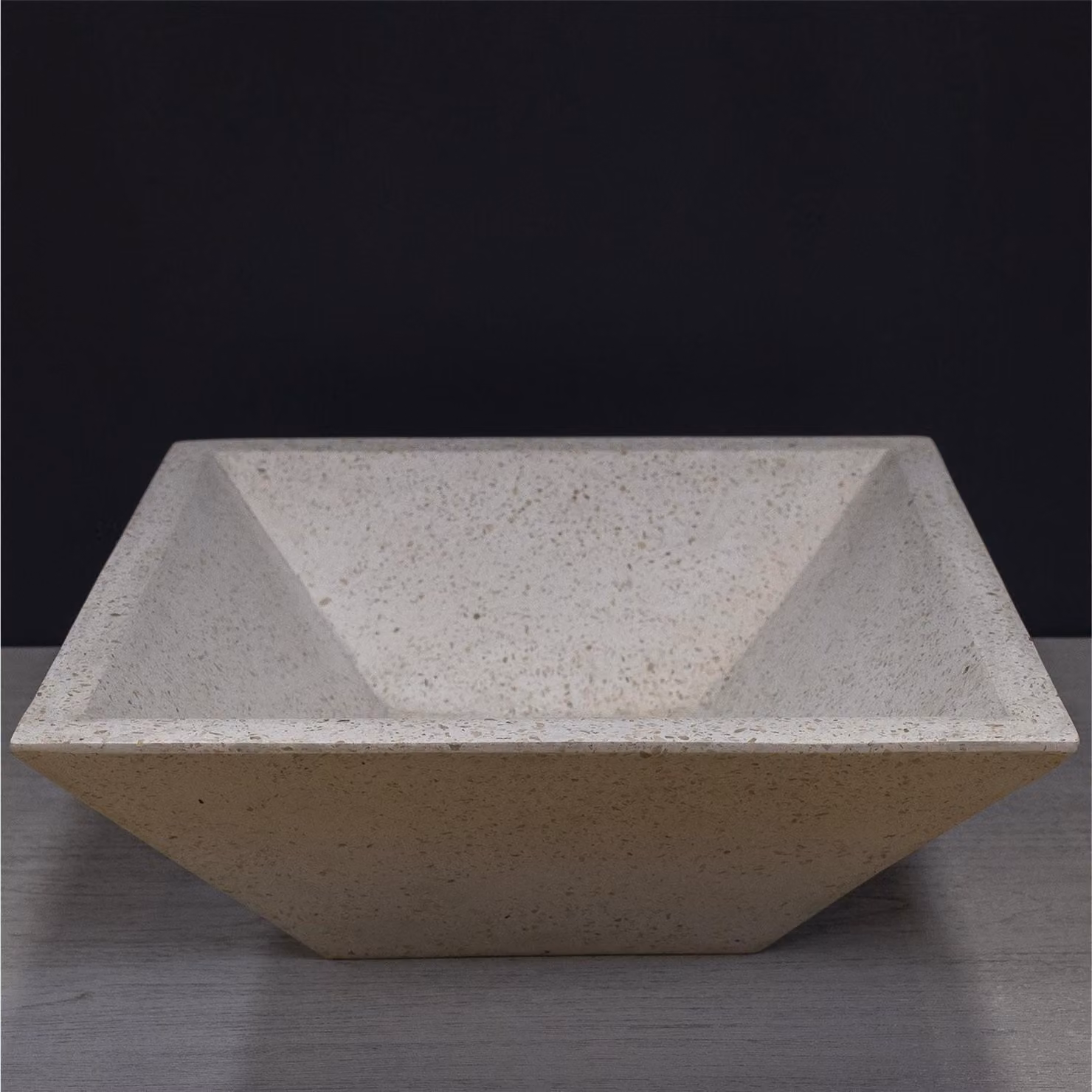 Lavabo da appoggio Vitellia, diametro 40 cm, in terrazzo