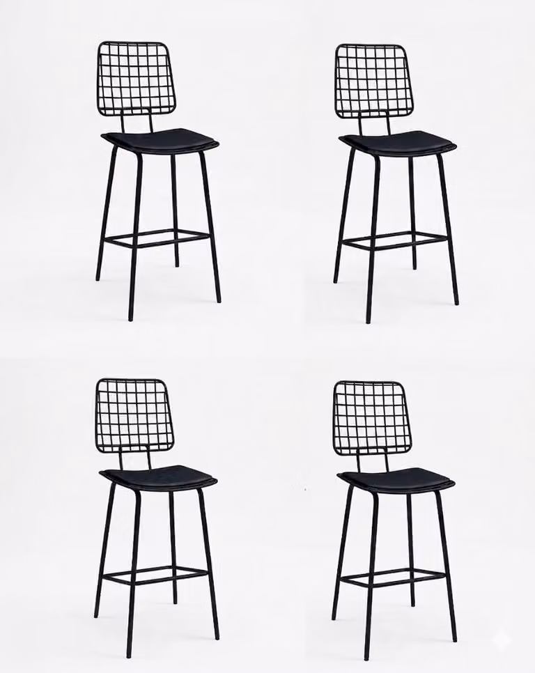 Set di 4 sgabelli da bar, design moderno, pratici, eleganti e confortevoli, colore nero