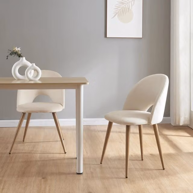 Set di 2 sedie da sala da pranzo imbottite Karijoki en.casa in velluto beige con effetto legno