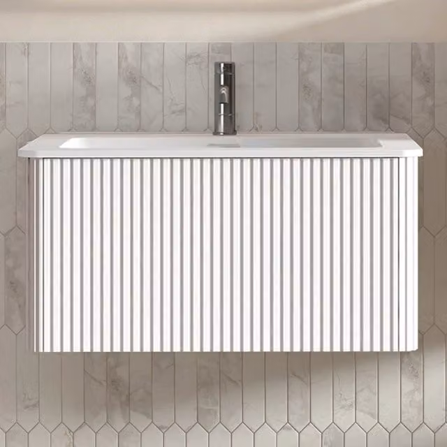 Mobile bagno sospeso WISHDOR bianco con design a righe e finitura opaca, larghezza: 80 cm – 1