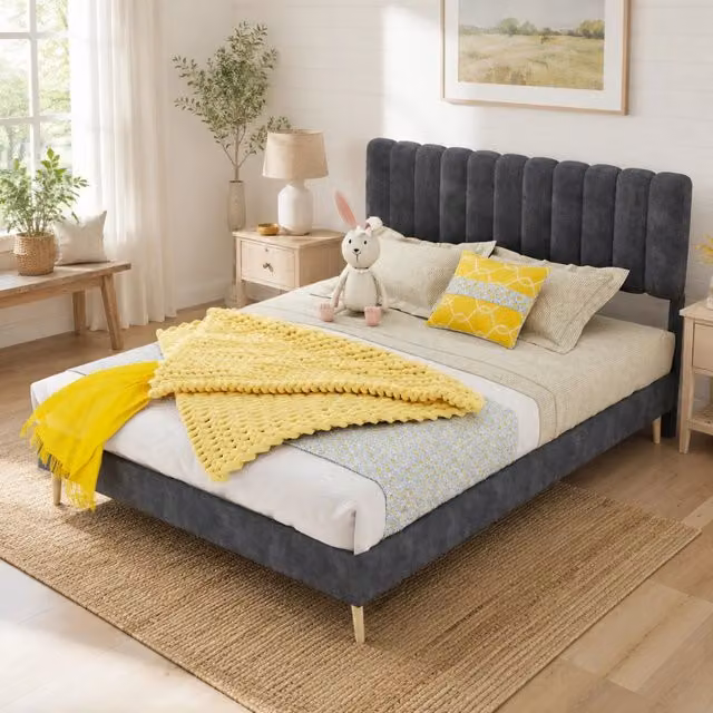 Letto matrimoniale 140x200 cm imbottito in tessuto vellutato grigio con struttura in metallo