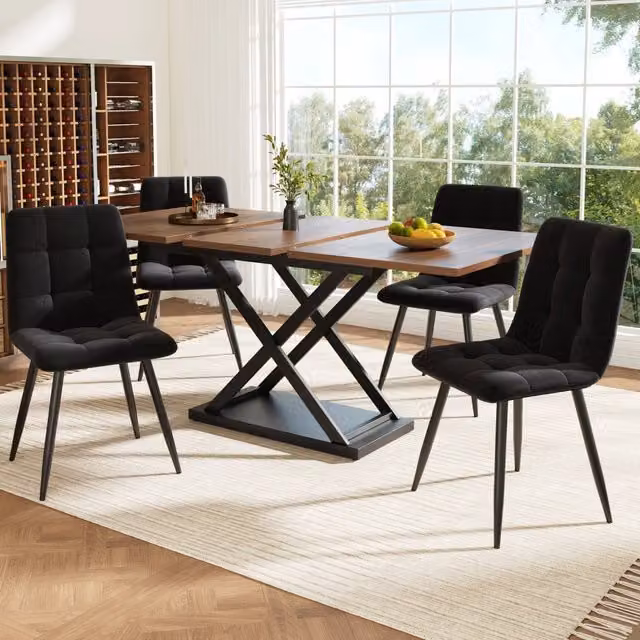 Set tavolo allungabile e 4 sedie, 5 pezzi. Tavolo 160x80x75 cm colore noce, sedie in velluto nero. Per 4 persone.