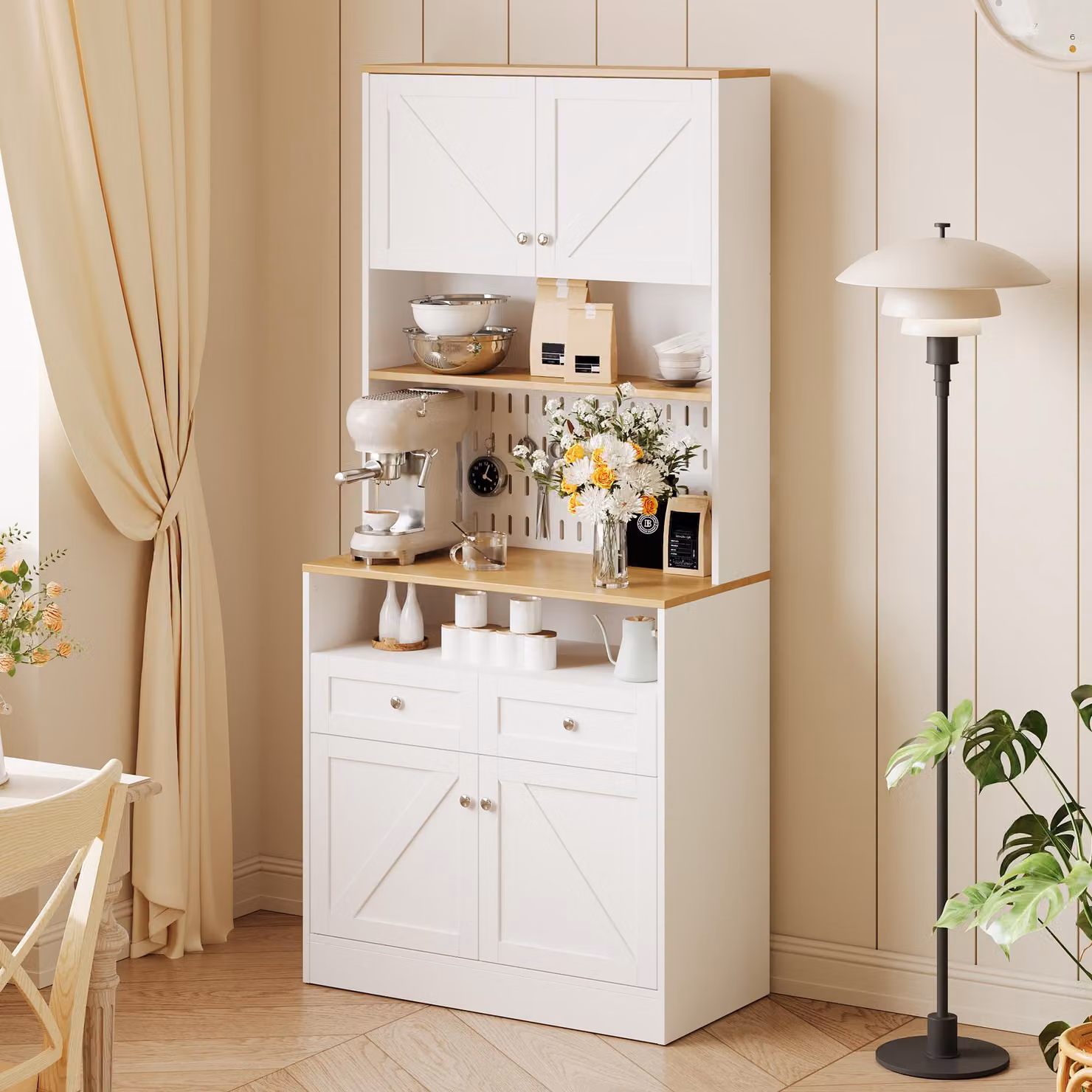 Credenza per sala da pranzo Merax con 2 cassetti e 4 ante, cassettiera con ampio spazio per riporre oggetti, buffet con ante a stalla per cucina e soggiorno, bianco