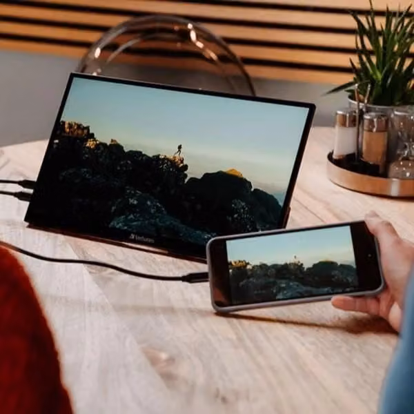 Monitor PC Verbatim 49591 da 14 pollici Full HD IPS Touch Screen Nero con HDMI e USB-C