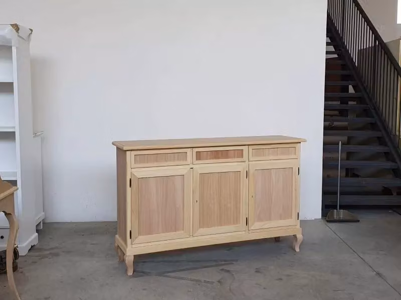 Credenza in legno di pino grezzo con 3 porte e 3 cassetti Mobili 2G L/P/H: 155 x 45 x 98 cm – 2