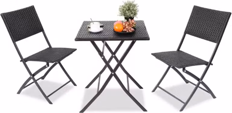Set da esterno con tavolo pieghevole, 3 pezzi – Set da balcone e bistrot – 2 sedie pieghevoli e tavolo – Rattan PE e telaio in acciaio – Per giardino, balcone e campeggio – Nero