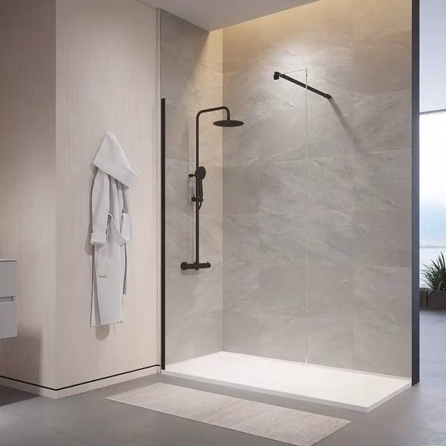 Doccia walk-in 150cm vetro 10mm trasparente profili neri | Naxos