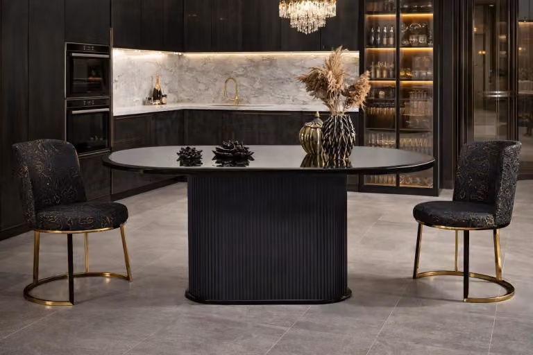 Elegante set composto da tavolo da pranzo ovale e 2 sedie nei colori nero e oro