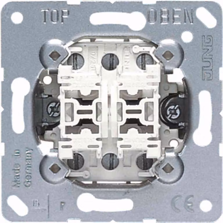 Jung 539U Doppio pulsante, 2 contatti in scambio