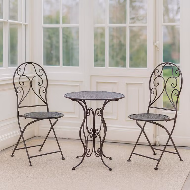 Set da bistrot in metallo composto da 3 pezzi, riccamente decorato Tavolo pieghevole Ø 60 cm e 2 sedie pieghevoli