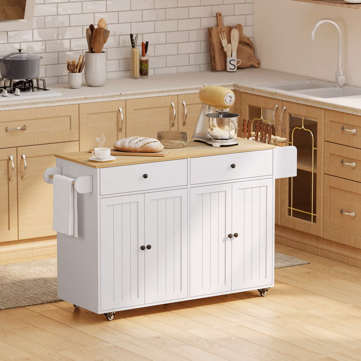 Isola da cucina su ruote HOMCOM in MDF bianco con 2 cassetti, 2 armadi, ripiano per spezie, porta asciugamani e porta coltelli – 2