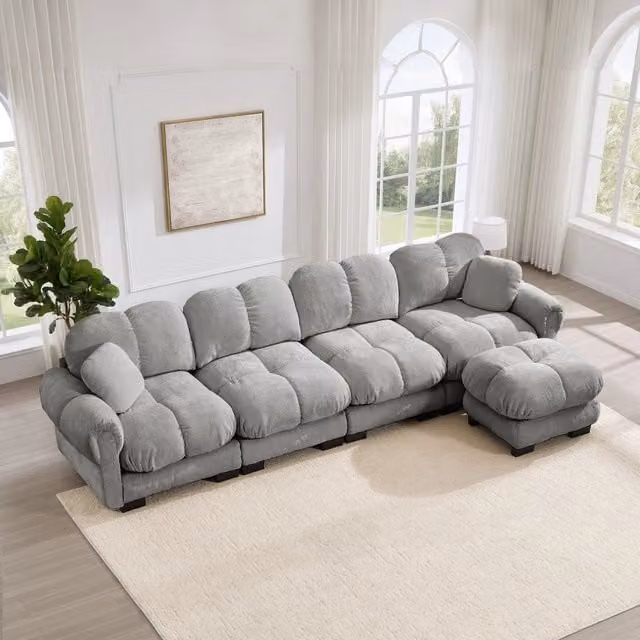 Divano angolare modulare MIVRAY grigio con pouf e cuscini coordinati per soggiorno L/P/H: 330 x 149 x 97 cm