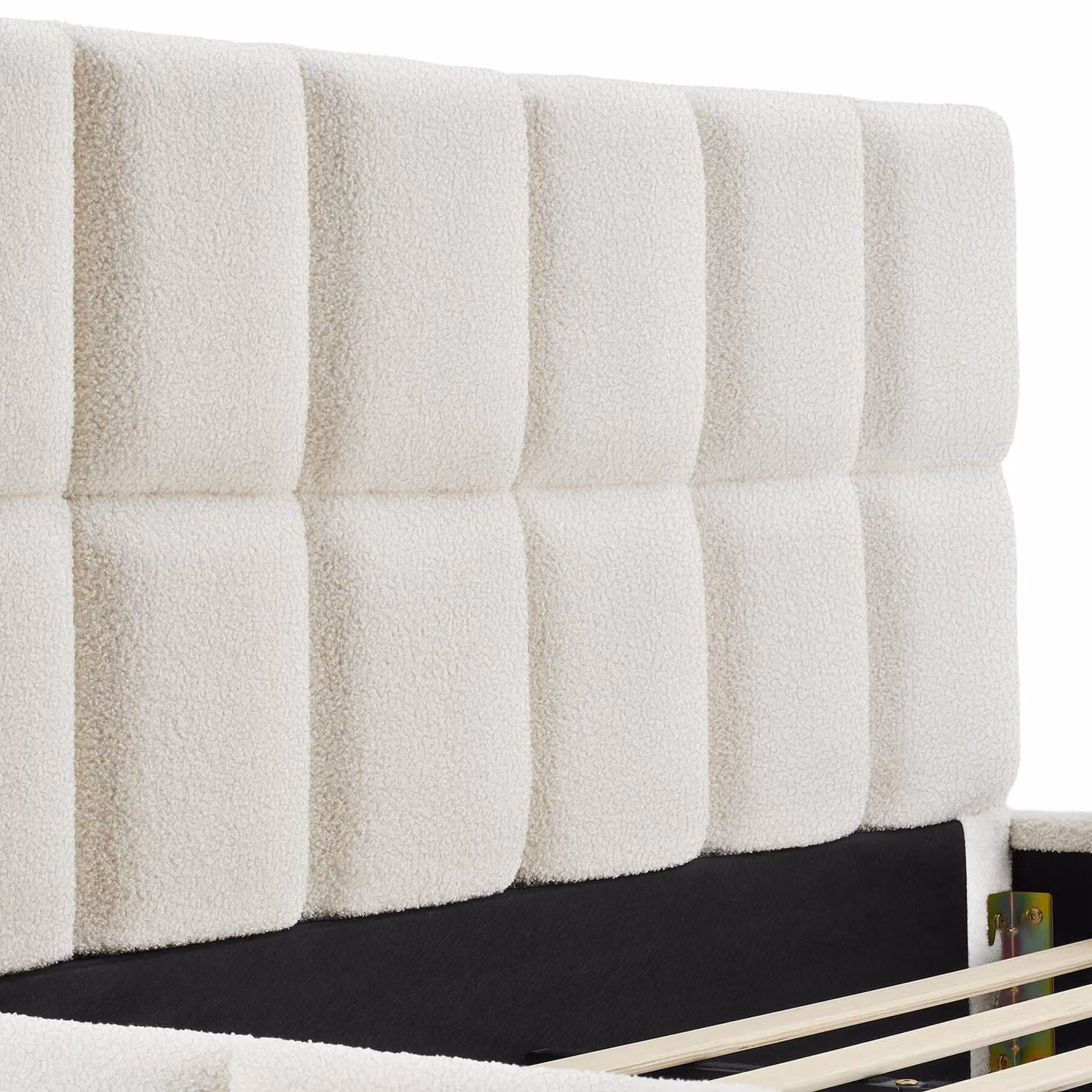 Letto imbottito Shirley tectake con rete a doghe, colore beige e bianco, L/P/H: 200 x 140 x 93 cm – 1