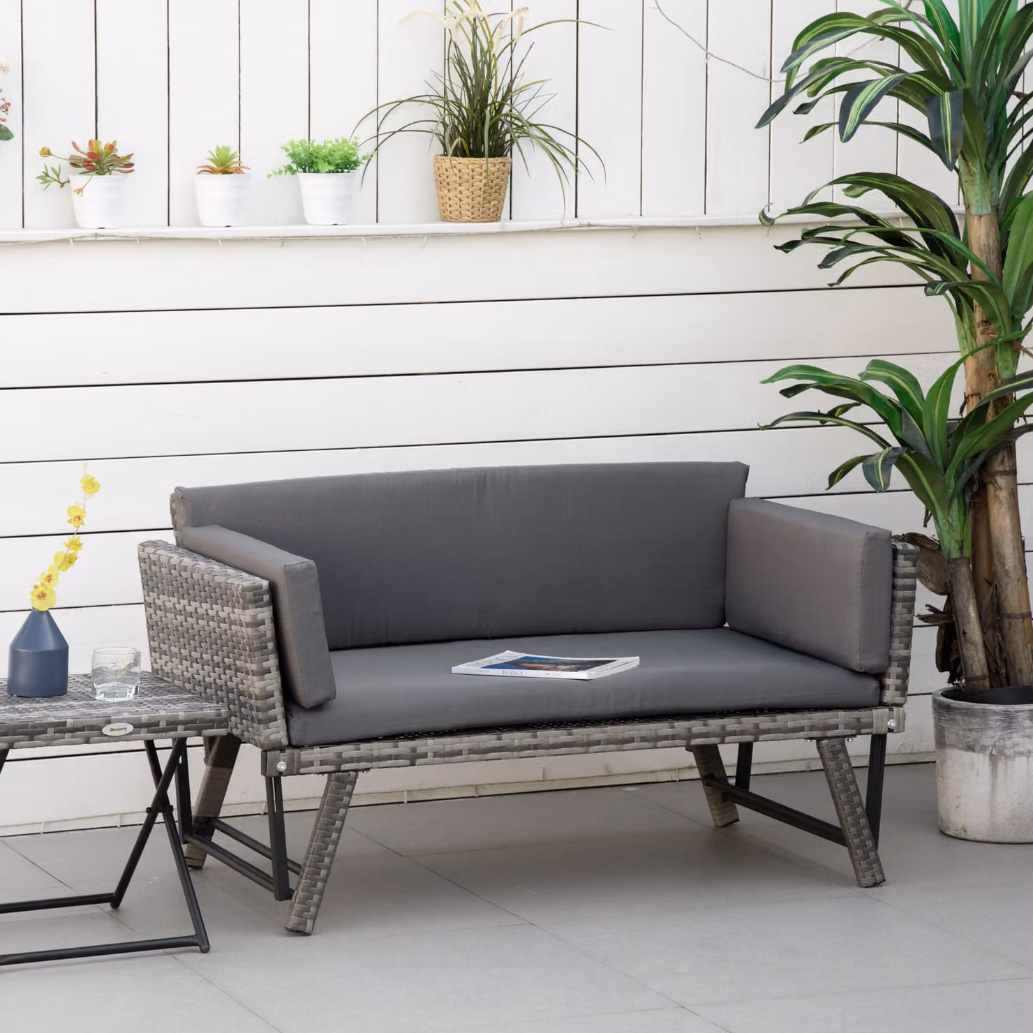 Divano da giardino a 2 posti Outsunny in rattan grigio con imbottitura e braccioli ribaltabili L: 129 cm, P: 63 cm, H: 67 cm – 2