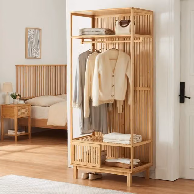 Stand Appendiabiti Ypäjä en.casa in Bambù Marrone con Ripiani e Barra Porta Abiti H: 187 cm, L: 80 cm, P: 47 cm