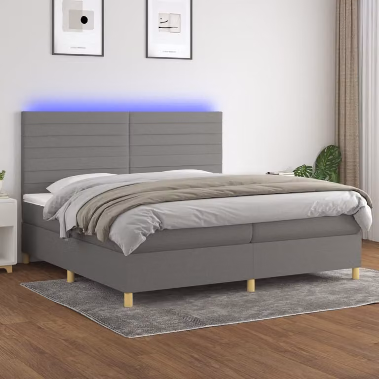 The Living Store Letto a molle con materasso e LED in tessuto grigio scuro 200x200 cm