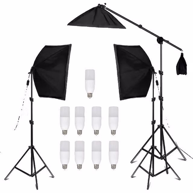 Kit di illuminazione da studio fotografico con softbox, composto da quattro portalampade, per un sistema di illuminazione continua
