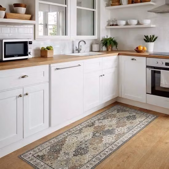 Pavimento antiscivolo in stile vintage con fiori, 80x300 cm, resistente ai colori e leggero, ideale per corridoio, scala e ingresso.