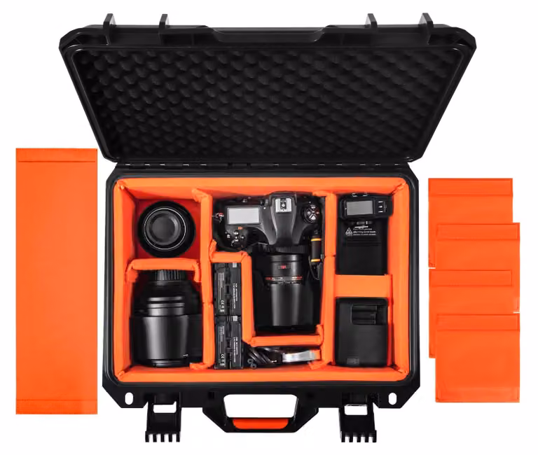 Omgoods: Custodia impermeabile per fotocamera con divisori, ideale per proteggere l'attrezzatura durante i viaggi