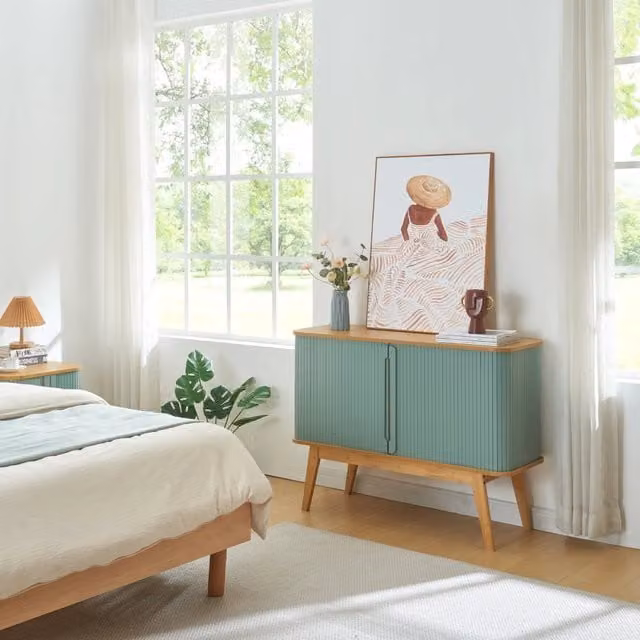 Armadietto Tysvær con 2 Ante Scorrevoli en.casa, Colore Naturale e Azzurro, L: 80 cm, P: 40 cm, H: 110 cm
