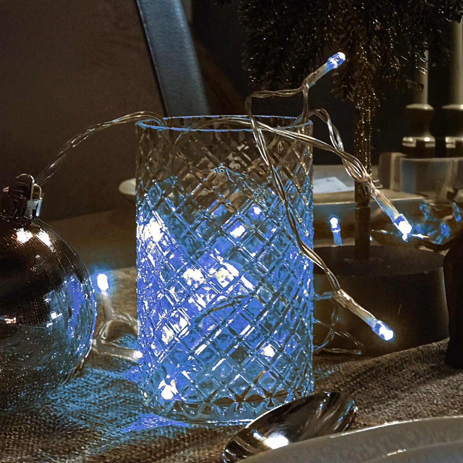 Catena luminosa a LED, in acrilico trasparente, con cavo di 10 metri e 40 LED