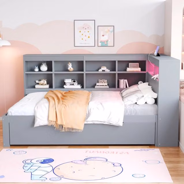 Letto matrimoniale multifunzionale in legno massello 140x200 cm con ampi cassetti, porta USB integrata e illuminazione LED, colore grigio