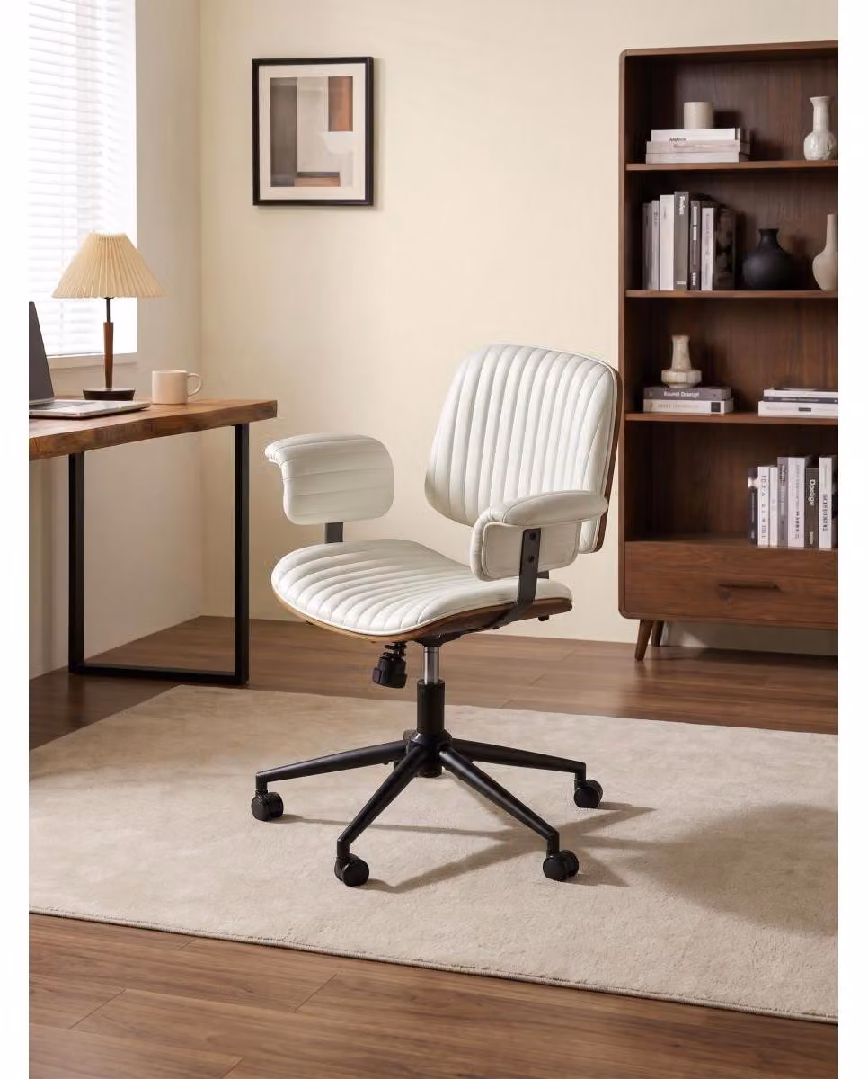 Sedia da ufficio in pelle, ergonomica, girevole, ideale per ufficio o come poltrona per dirigenti, con altezza regolabile e braccioli, colore beige