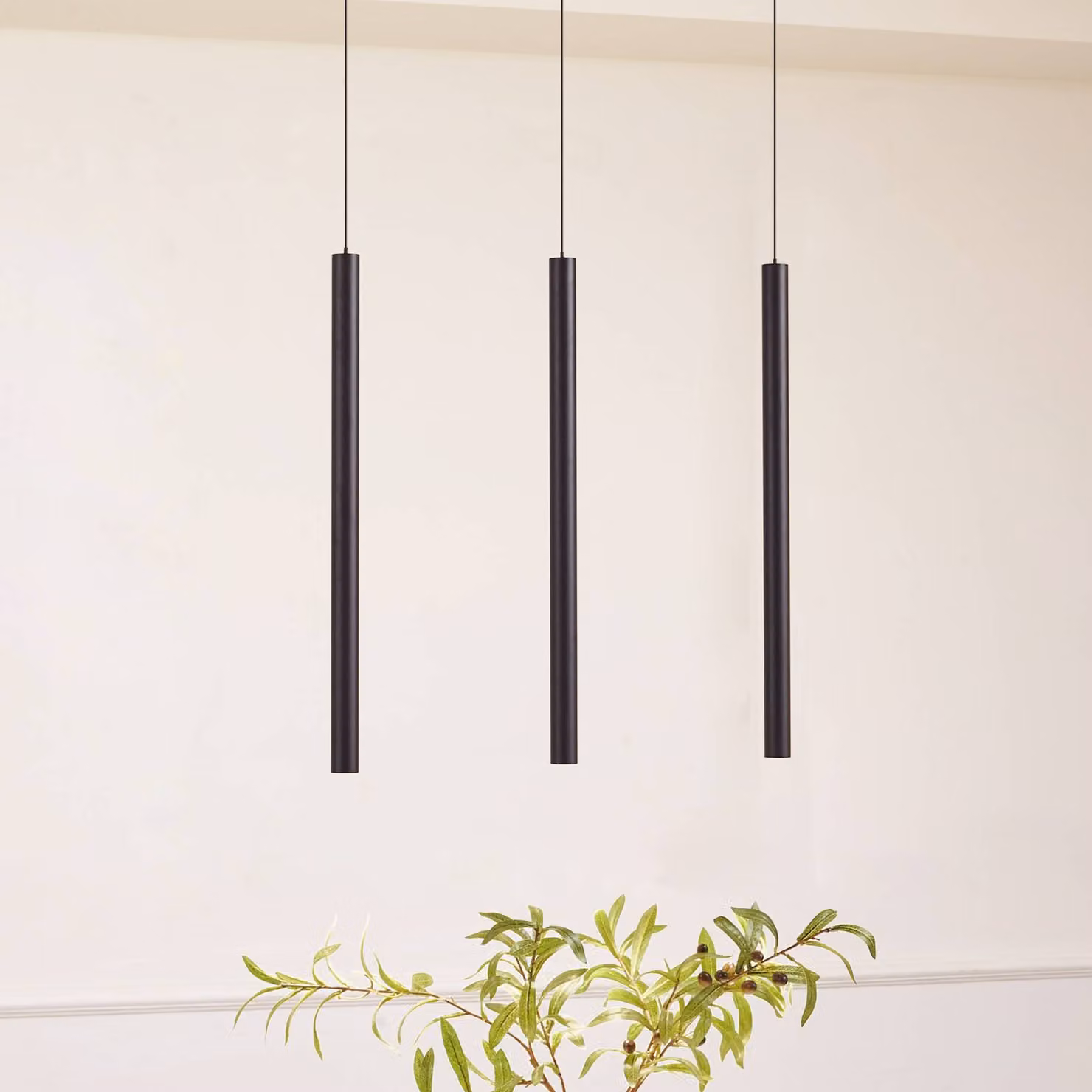 Sistema a binario 48V Lumaro, pendente, lampadina tubolare, 3 luci, nero Lumaro Lindby, dimmerabile, Nero, Soggiorno / Sala da pranzo, Metallo, Moderno