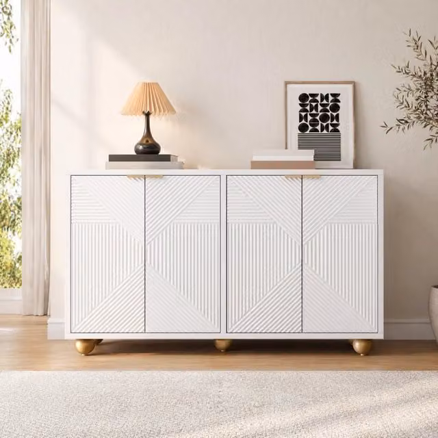 Credenza e madia moderna con 4 ante incise e dettagli dorati, ripiani regolabili in MDF bianco, L 120 cm x P 35 cm x H 71,5 cm